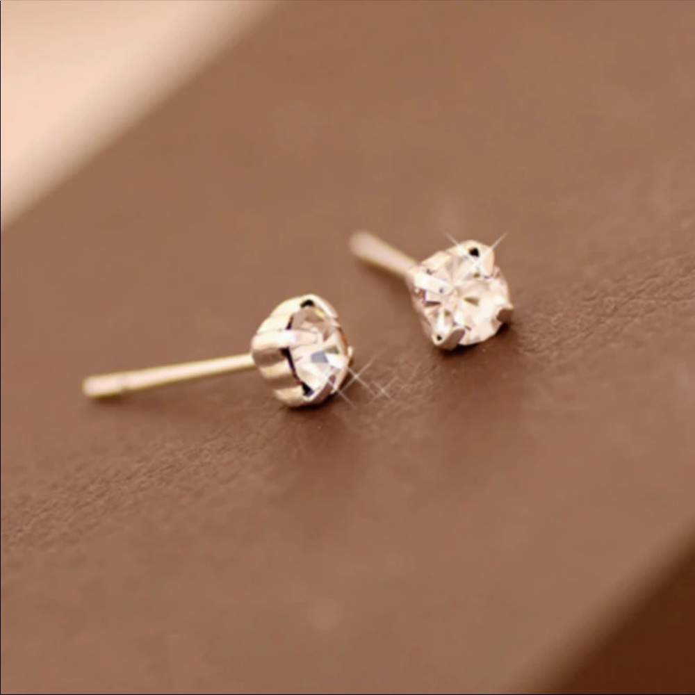 COPY - Small Stud Crystal Earrings